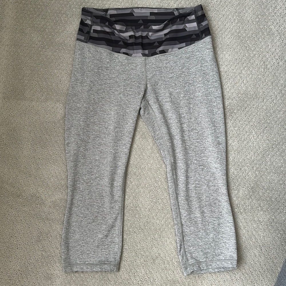Patagonia crop leggings